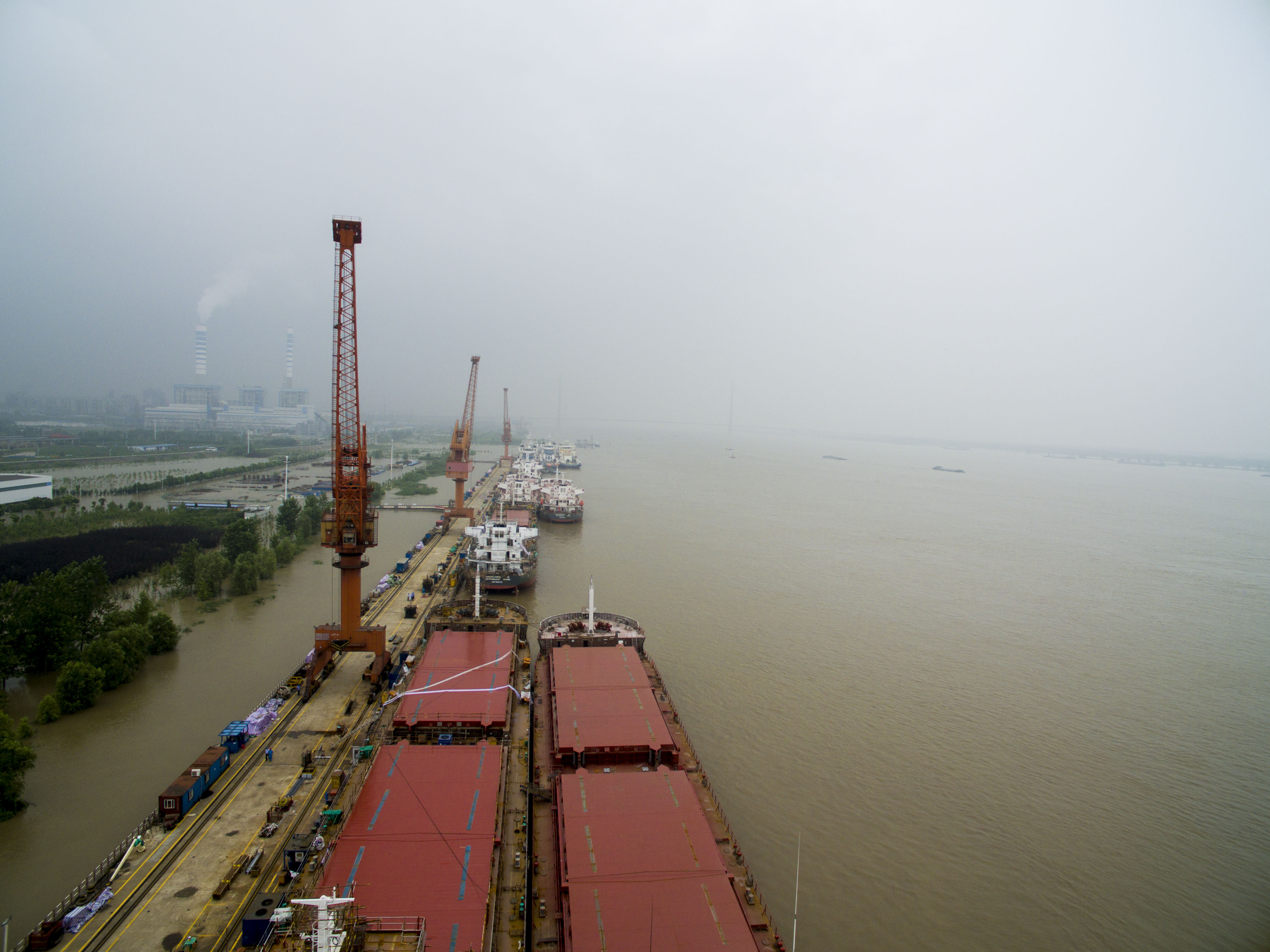 第38頁(yè)_公司動(dòng)態(tài)_新聞中心_蕪湖造船廠有限公司